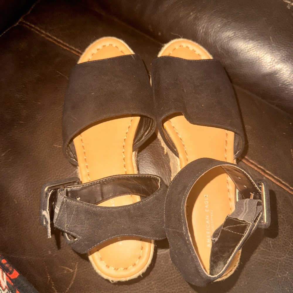 American eagle wedge sandals